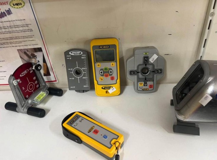 Spectra Pipe Laser D813-3